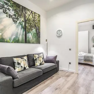 Apartamento En Excelente Ubicacion, Centro De, Barcelona