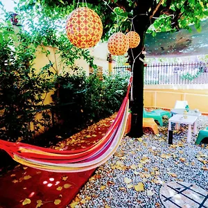 Ostello Garden House By Feetup, Barcellona