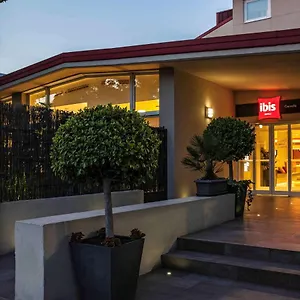 ibis-cornella.top-hotels-tarragona.com/
